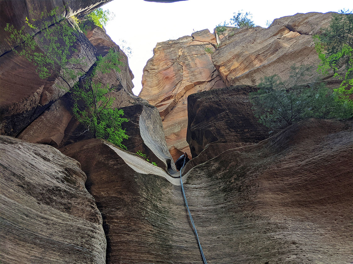 Looking up the final rappel in Englestead