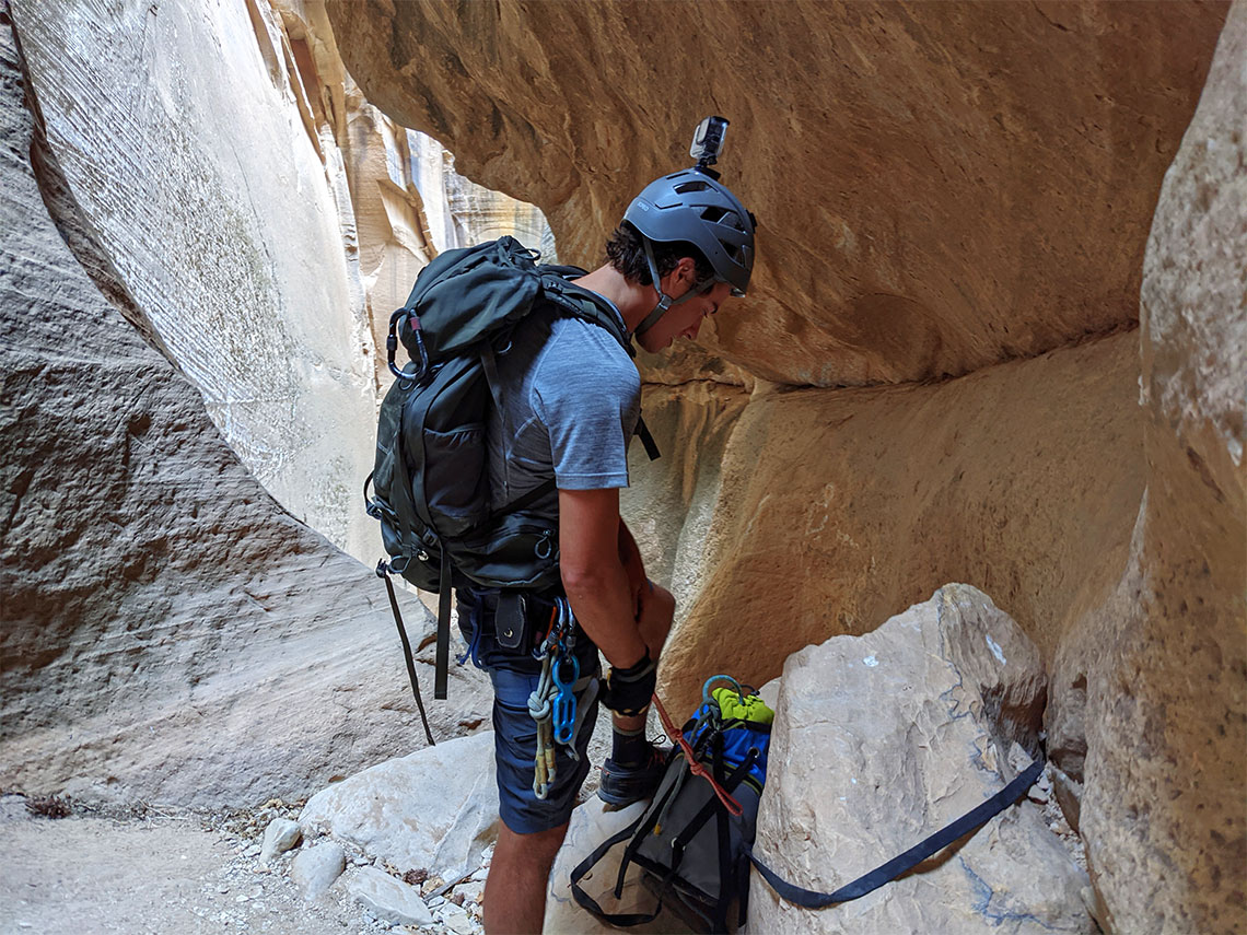 A boulder for an anchor in the 3rd rappel in Englestead
