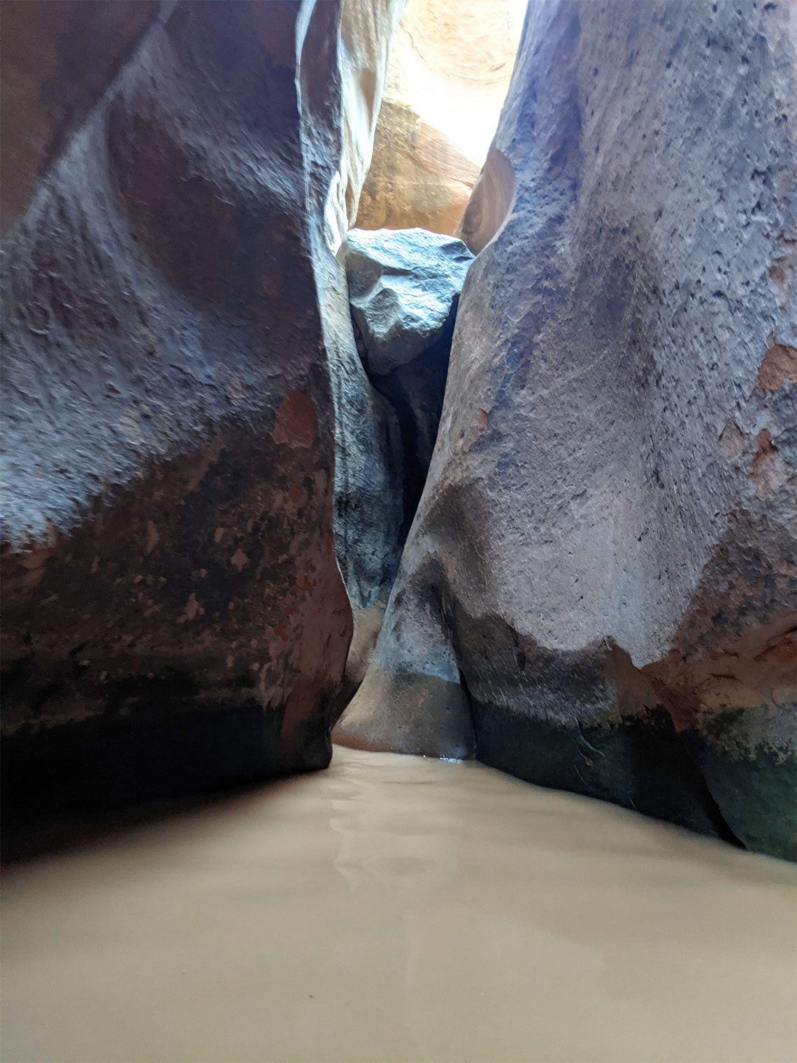 Bottom view of pool downclimb in Entrajo