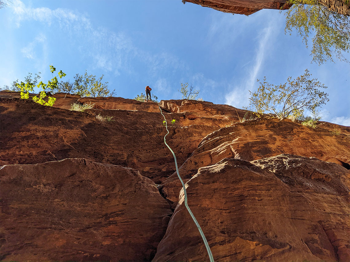 Descending rappel 1 in Lodge Canyon