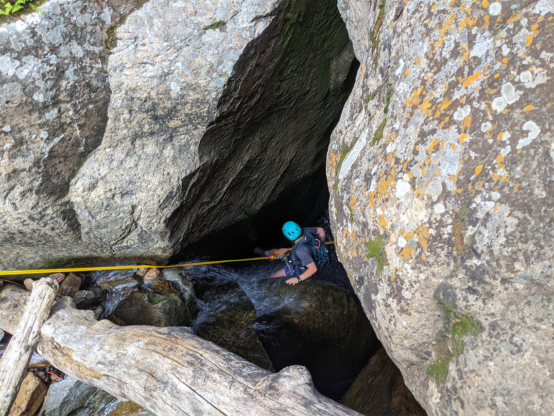 Descending rappel 1 in Pleiades Canyon