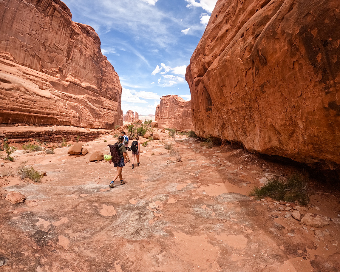 Starting the exit out of U-Turn Canyon