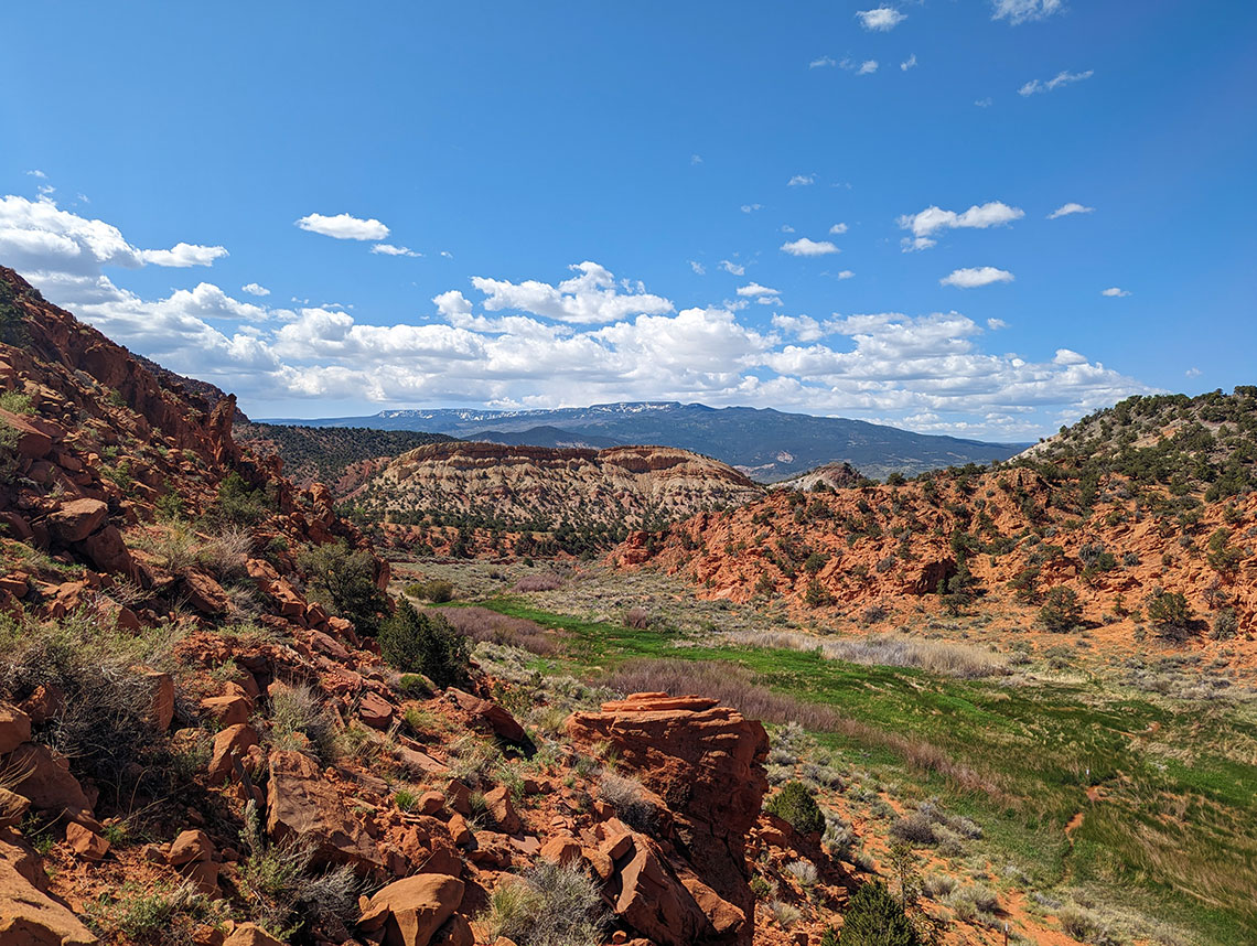 Beautiful views on the Sunglow Canyon approach